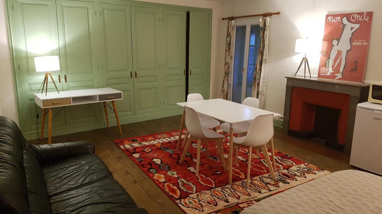 Grand Studio Et Jolies Chambres A Louer Passins Ngoại thất bức ảnh